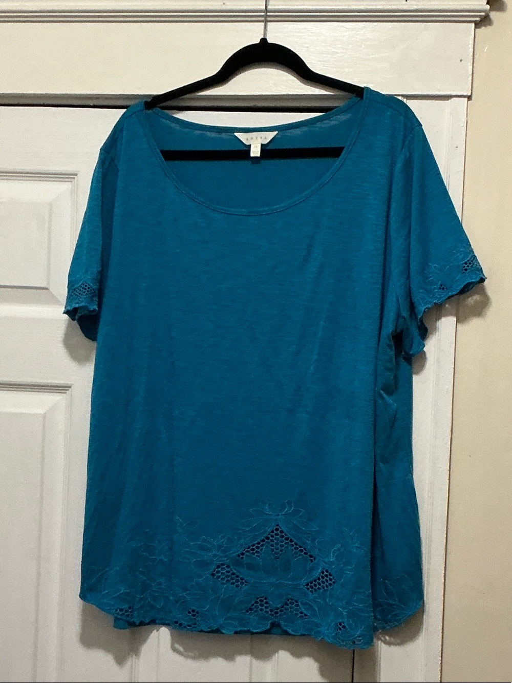 Adiva Teal Short-Sleeve Scoop Neck Top with Eyelet Detail